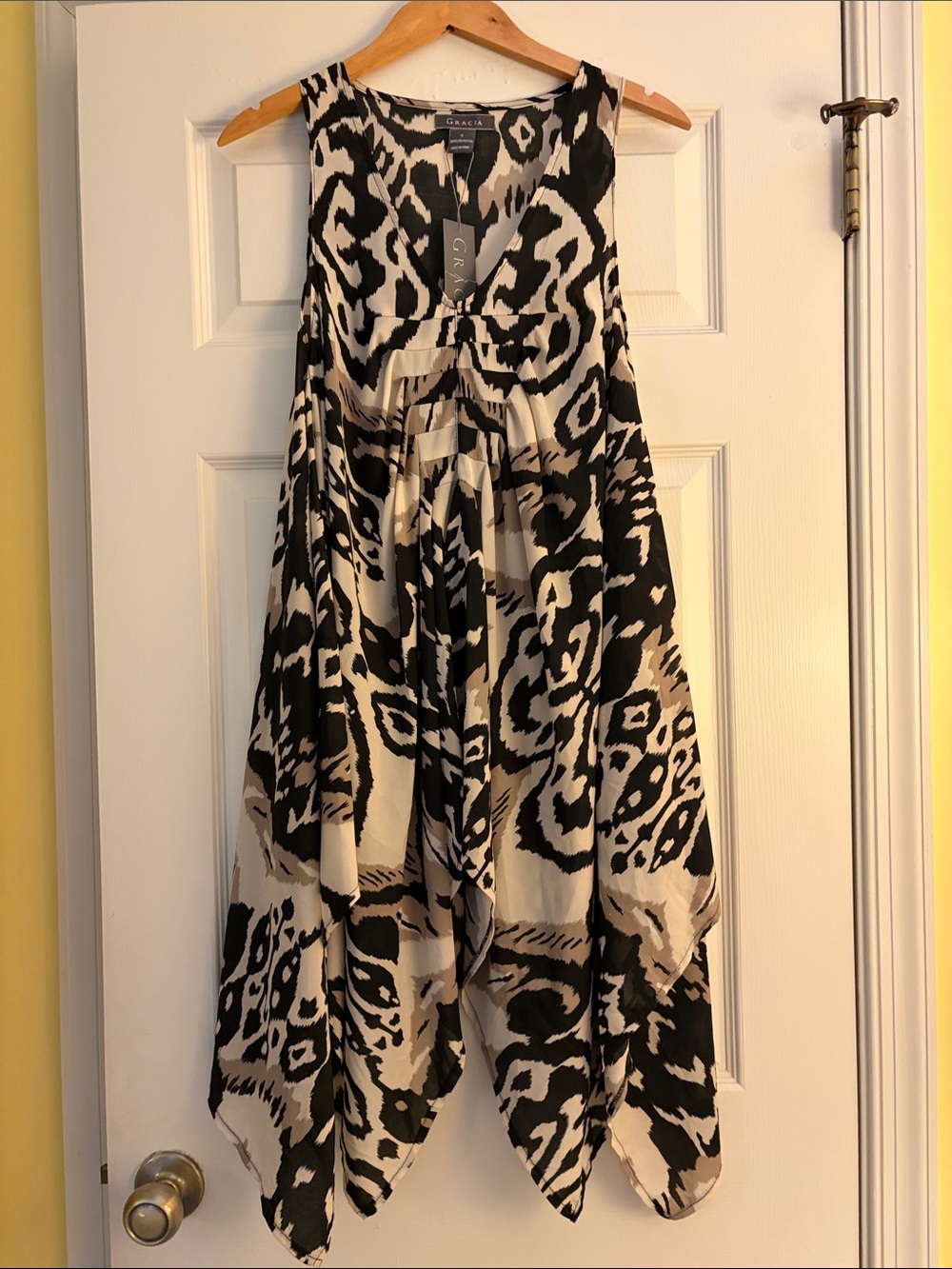 Gracia Elements Black and Cream Asymmetrical Printed Handkerchief dress